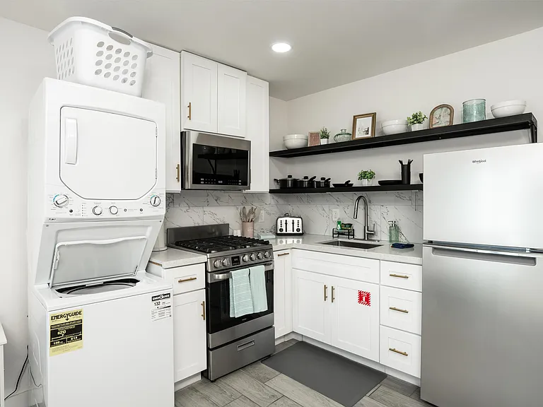 McAllen Apartments — Photo 10