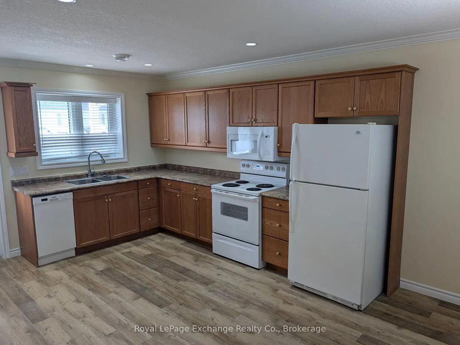 2 bed, $1,850 — Photo 3