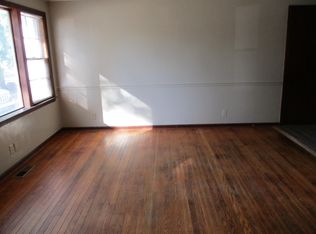 707 E Loomis St, McPherson, KS 67460