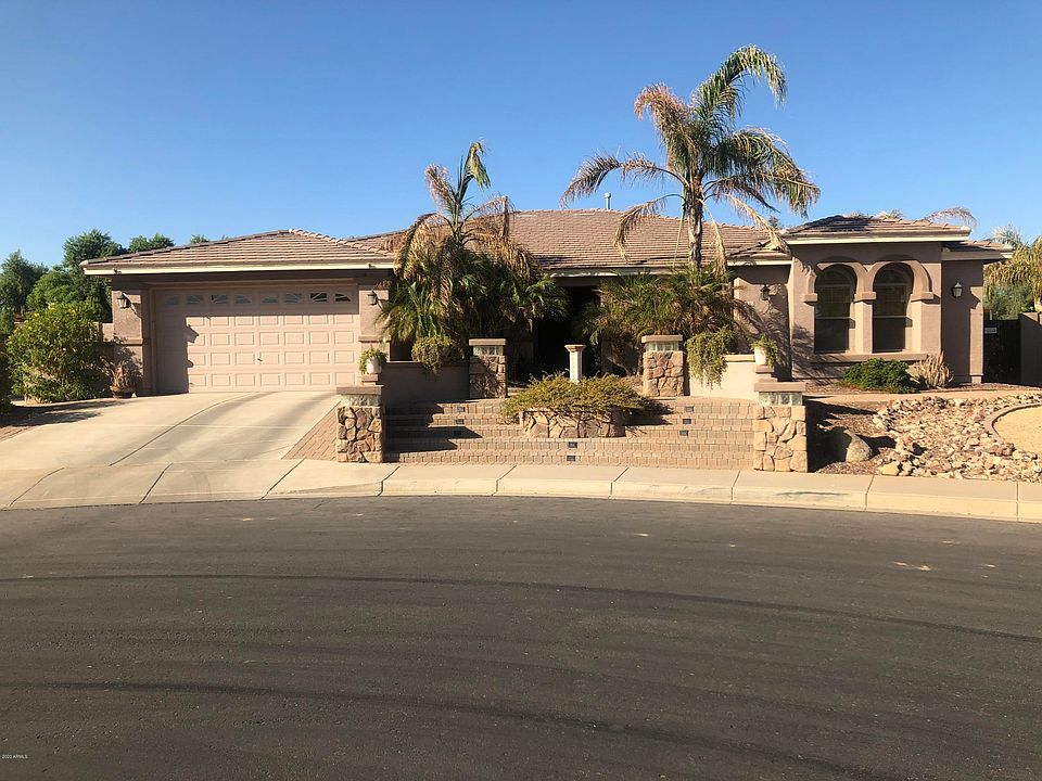 1st image of 15512 W Desert Mirage Dr