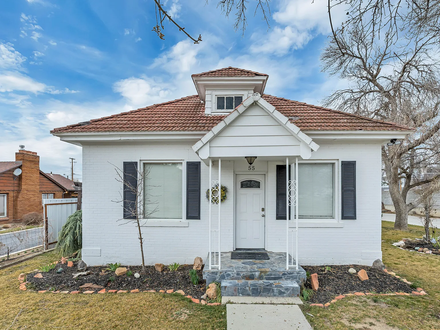 3 bed, 1073 sqft, $3,250 — Photo 1