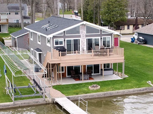 3179 Sandy Bch, Wayland, MI 49348