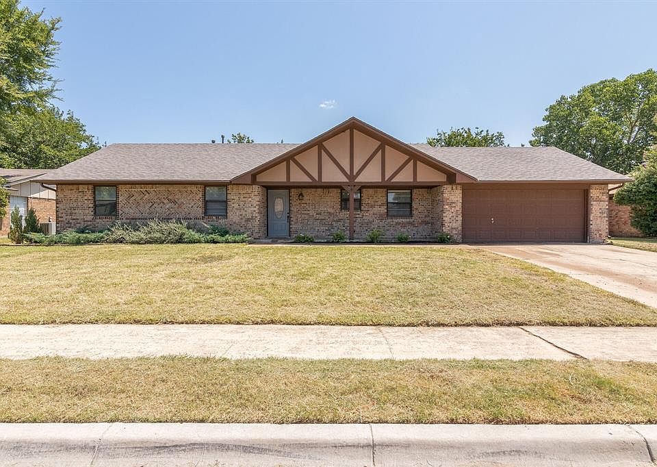 1st image of 568 Redding Dr