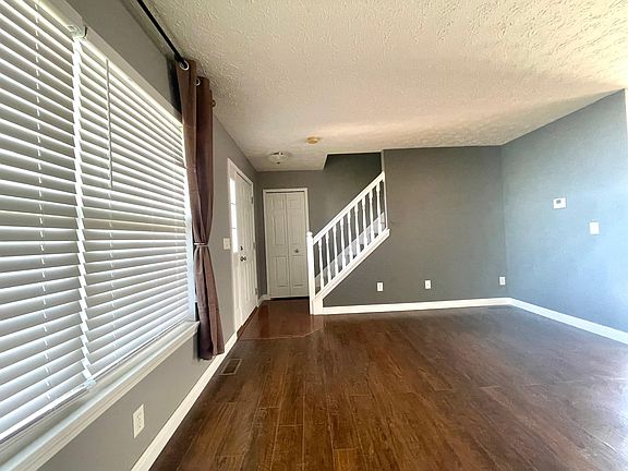 3rd image of 38169 Pelican Lake Dr