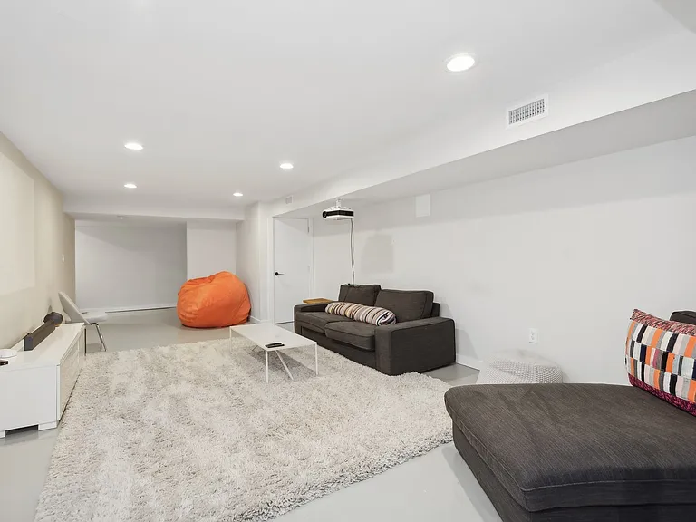 36 Cedar Ridge Dr — Photo 19