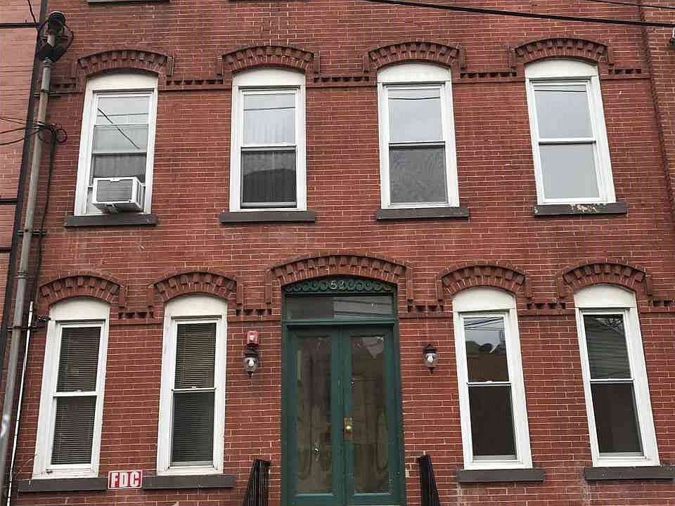 2nd image of 52 Bright St #1L