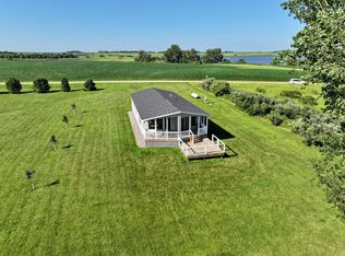 7 Robbins Dr, Tracy, MN 56175