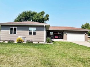 1118 11th St, Manson, IA 50563