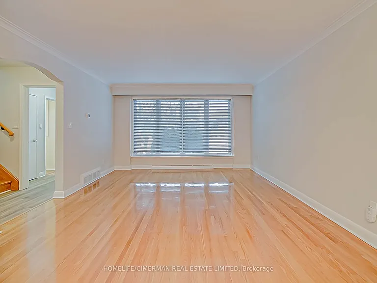 25 Sage Ave — Photo 5