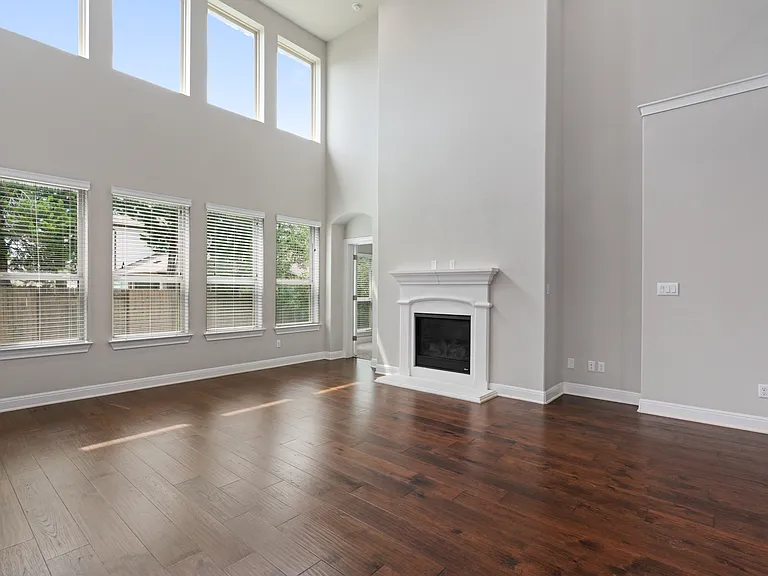 15601 Cabrillo Way — Photo 15