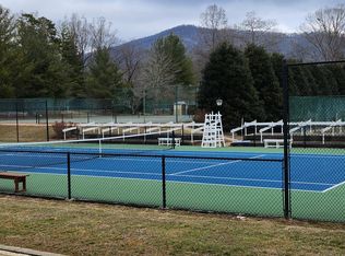 201 Racquet Club Rd #23, Asheville, NC 28803