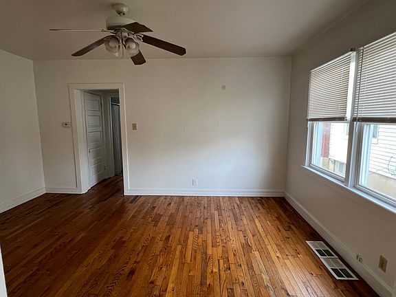 2nd image of 2628 Duck Creek Rd APT 1