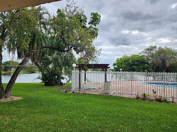 2nd image of 9375 Fontainebleau Blvd APT L115