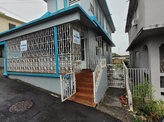 2nd image of 31 Calle Zenon
