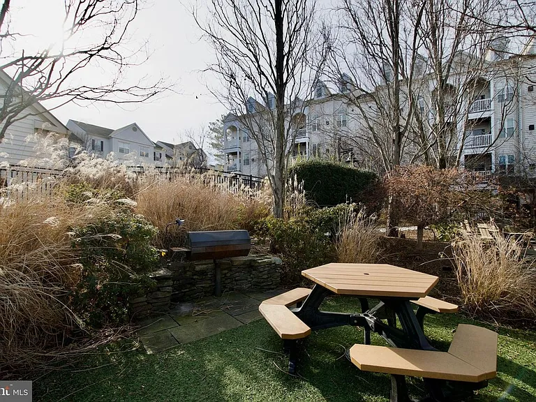 2324 Henshaw Pl #3 — Photo 26