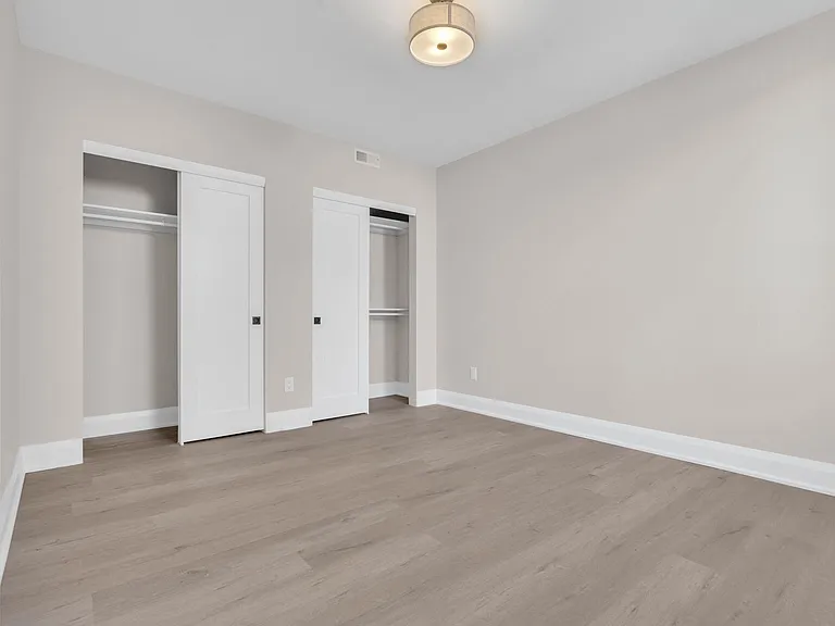 58 Florence St — Photo 34