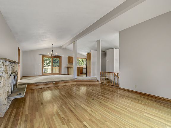 3rd image of 12624 SE 61st St