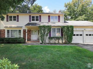 6 Darby Rd, East Brunswick, NJ 08816