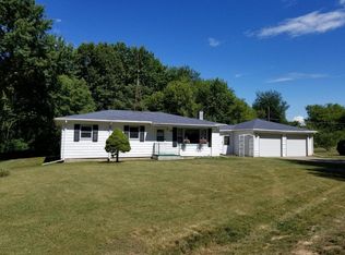1541 Kay Dr, Benton Harbor, MI 49022