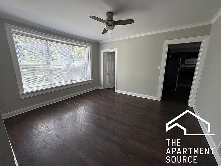 6300 N Oakley Ave #1 — Photo 9