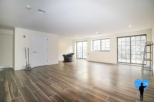 Rented by Next Door Realty NYC | media 7