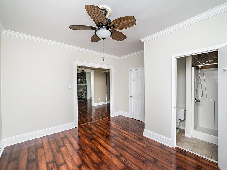 310 Sussex St — Photo 19