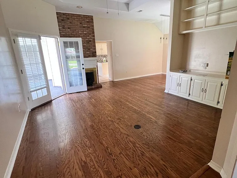 2617 Palmer Dr — Photo 7