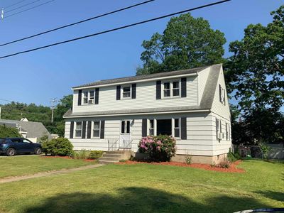 2 Sioux Avenue, Nashua, NH, 03063