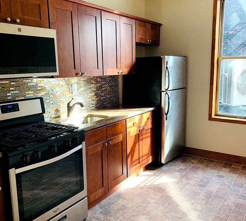 1st image of 846 Saint Johns Pl #2M