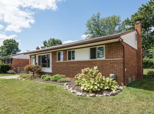 638 Darwin St, Westland, MI 48186