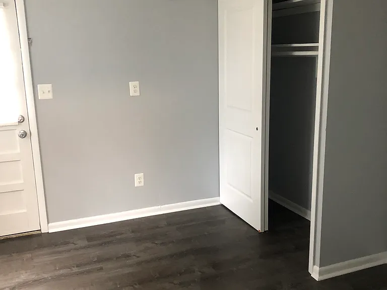 1640 Exeter Rd — Photo 12