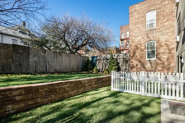 Rented by MNS | media 3