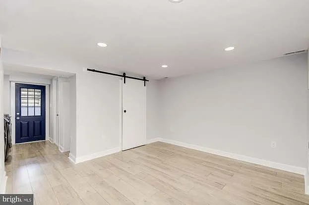 1510 Howard Rd SE — Photo 6