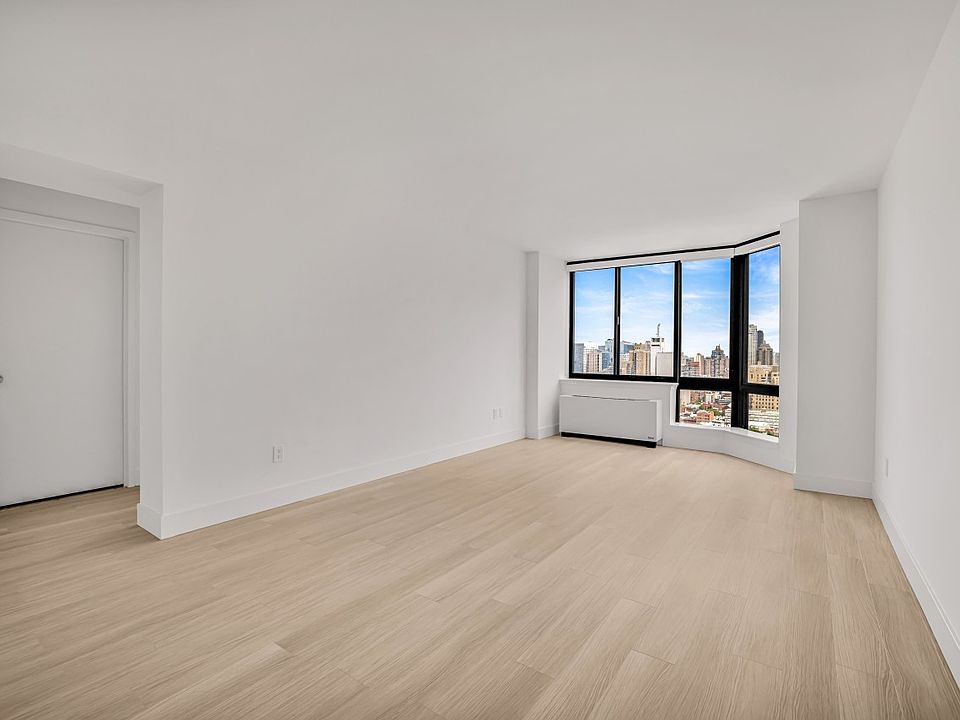 1st image of 420 W 42nd St APT 37D