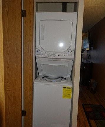 2nd image of 131 Lippert Dr W APT 201