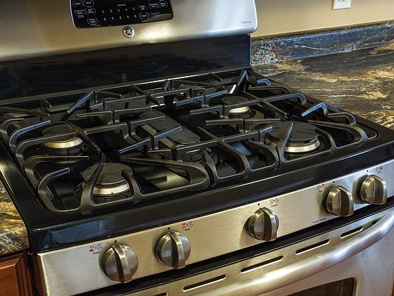 5th image of 1279 Lakeshore Park Place #3-E