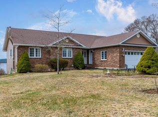 228 Ostrea Lake Rd, Halifax, NS B0J2L0