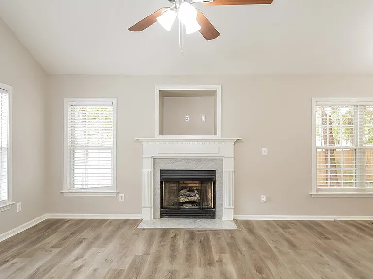 504 Jaffiley Ct — Photo 3