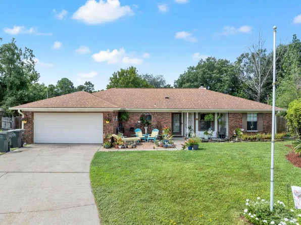 1305 Little Creek Cir, Pensacola, FL 32506
