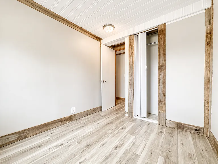 20743 Marie Ave — Photo 15
