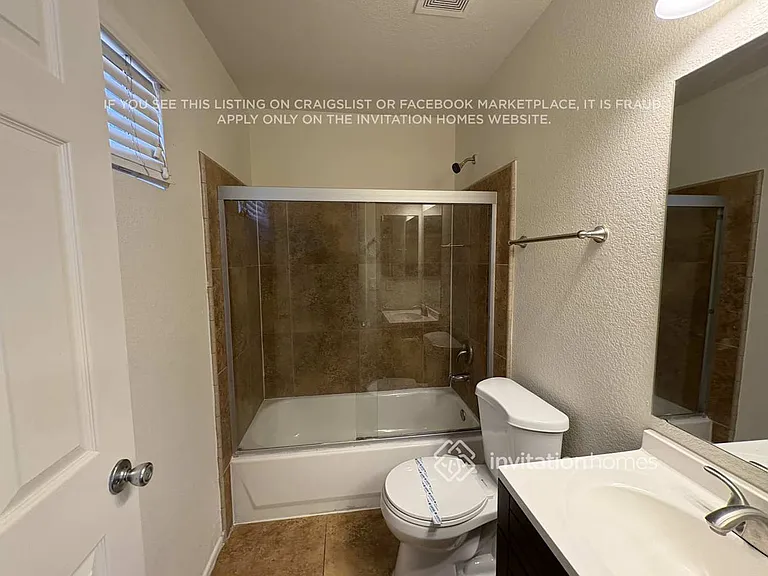4709 N 84th Dr — Photo 12
