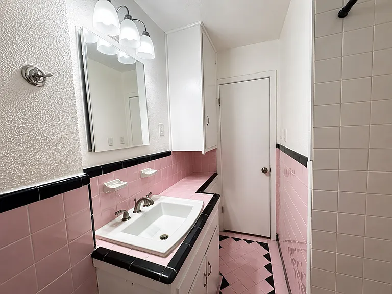 1506 Ansbury Dr — Photo 11