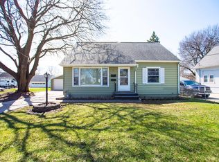 95 Wilson Ave SW, Cedar Rapids, IA 52404