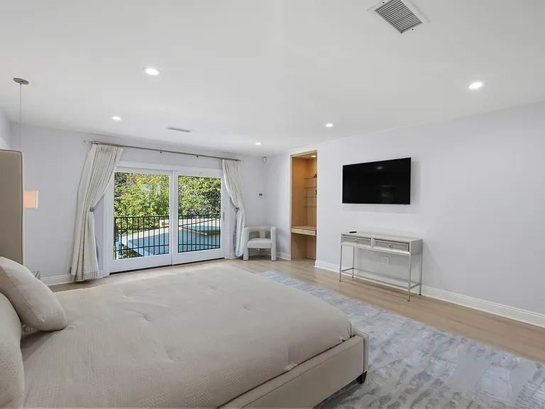 7923 Electra Dr — Photo 15