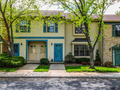 9 Amherst Court, Aberdeen, NJ, 07747