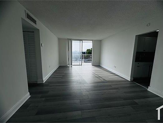 1st image of 488 NE 165th St #B515