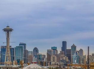 330 W Olympic Pl APT 205, Seattle, WA 98119