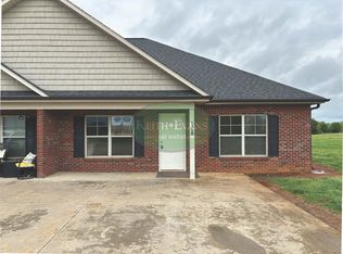 139 School Rd #B, Gaffney, SC 29341