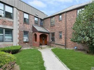 7826 19th Rd, East Elmhurst, NY 11370