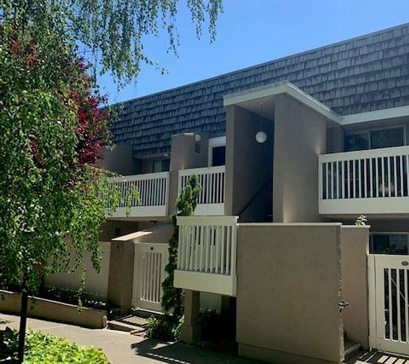 1st image of 675 Sharon Park Dr APT 233
